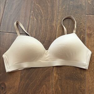 Soma Enbliss Beige Wireless Bra